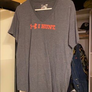 “i hunt” tee shirt